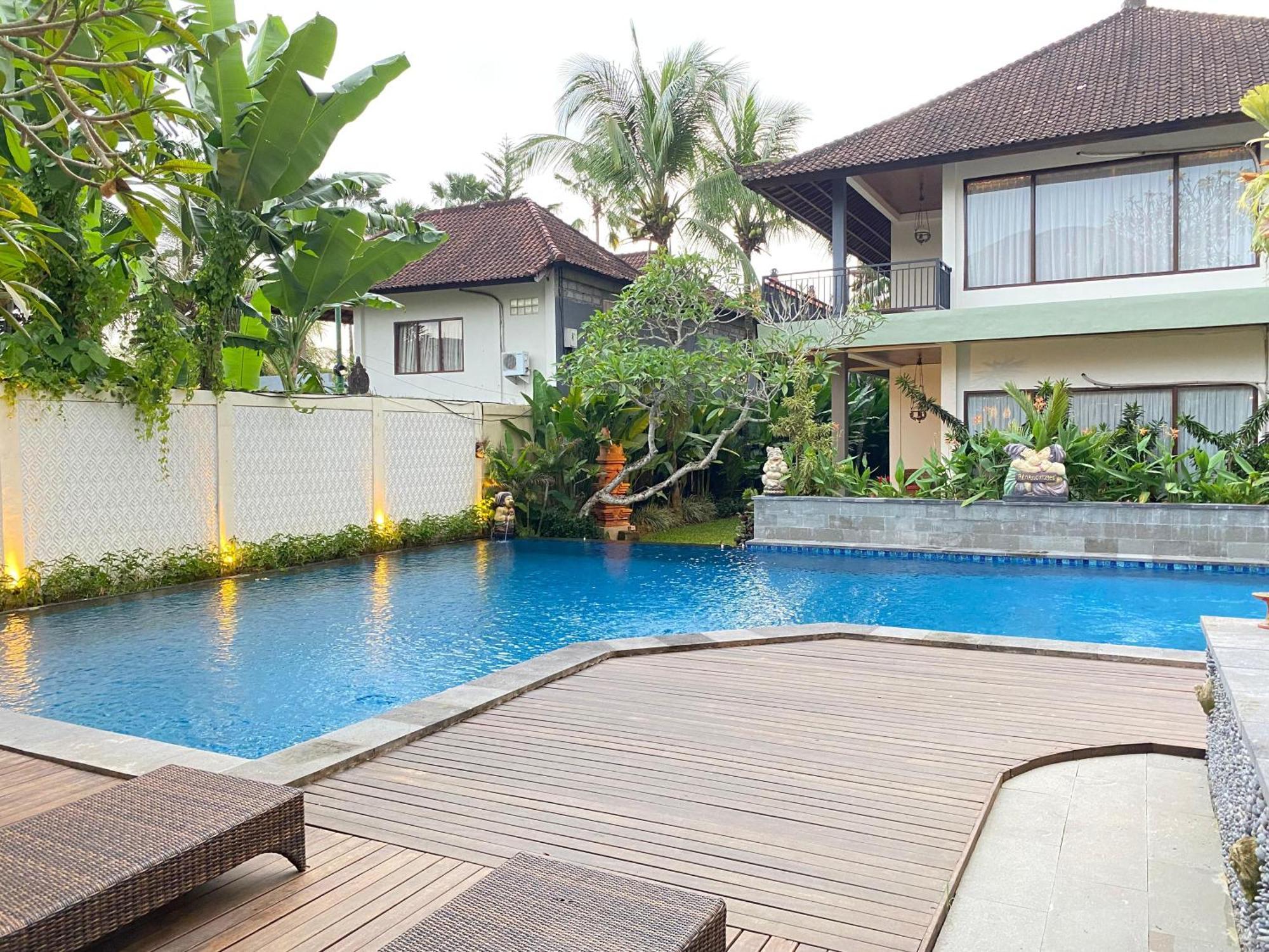Putri Ayu Cottages Ubud Exteriör bild