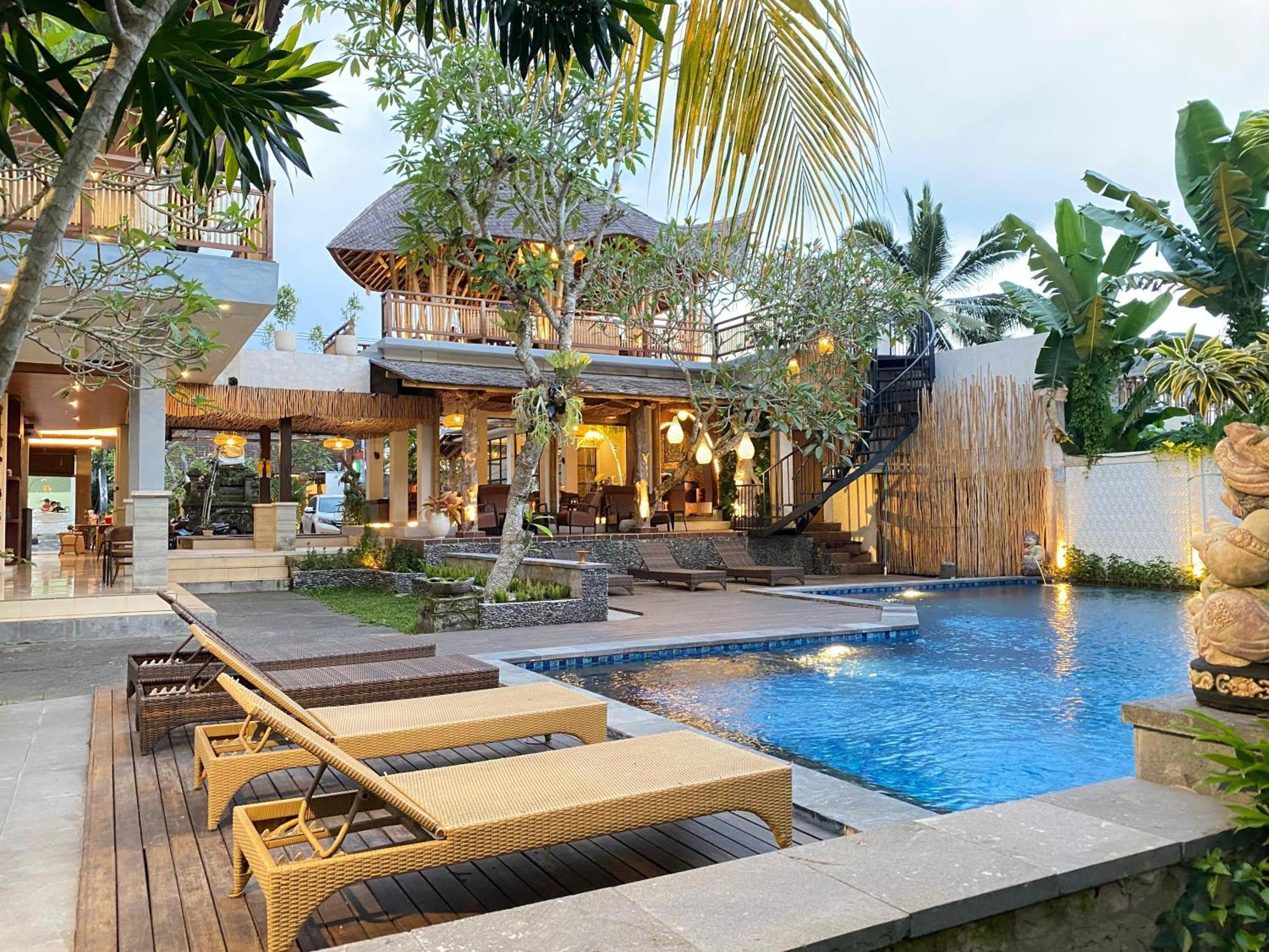 Putri Ayu Cottages Ubud Exteriör bild